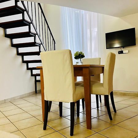 Gesu Nuovo Apartment Naples Exterior photo